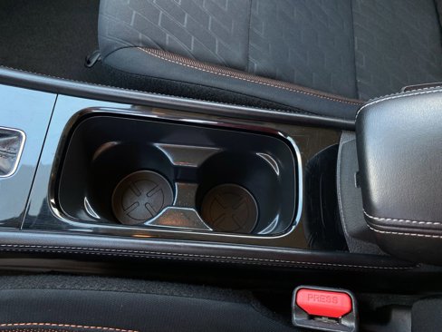 Used 2023 Nissan Kicks SR image 19
