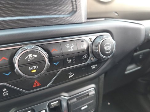 Used 2019 Jeep Wrangler Unlimited Sport S image 27