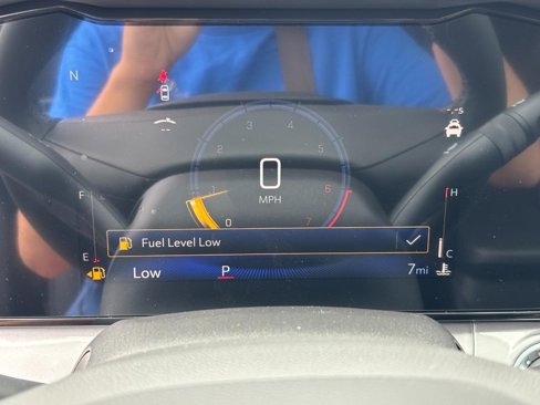 New 2025 Chevrolet Trax LT w/ Sunroof Package image 16