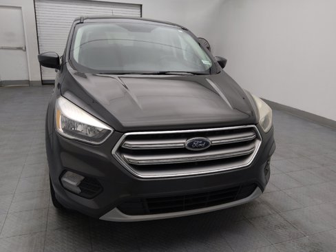 Used 2017 Ford Escape SE image 14