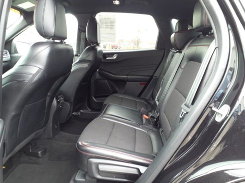 Certified 2024 Ford Escape ST-Line image 6