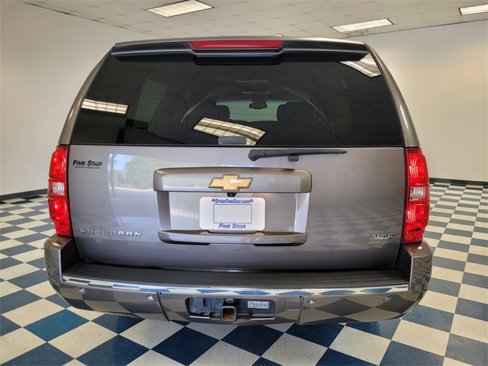 Used 2012 Chevrolet Suburban LTZ image 10