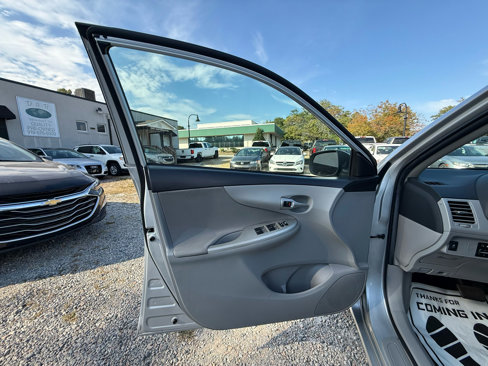 Used 2012 Toyota Corolla LE image 14