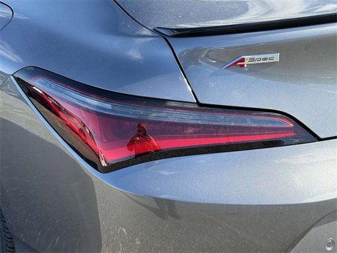 Used 2025 Acura Integra A-Spec image 8