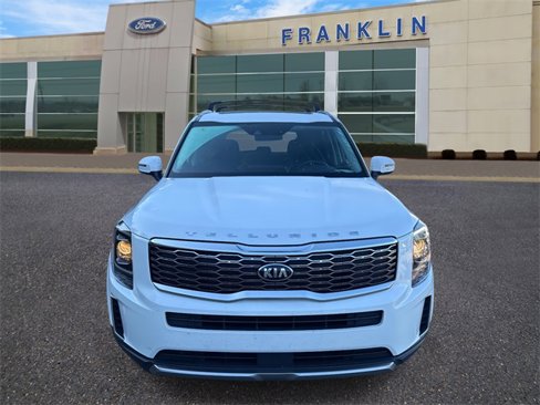 Used 2020 Kia Telluride S w/ S 8 Passenger Seating Package image 2