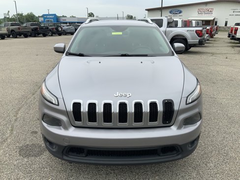 Used 2014 Jeep Cherokee Latitude w/ Comfort/Convenience Group image 3