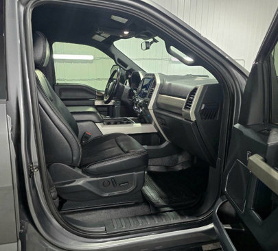 Used 2022 Ford F350 Lariat image 9