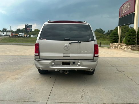 Used 2006 Cadillac Escalade AWD image 4