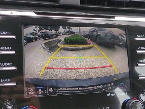 Used 2019 Toyota Camry SE image 19