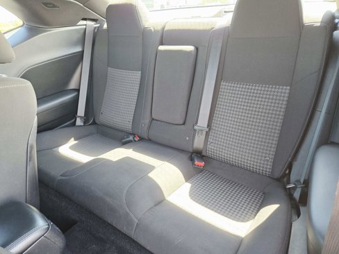 Used 2022 Dodge Challenger GT image 13