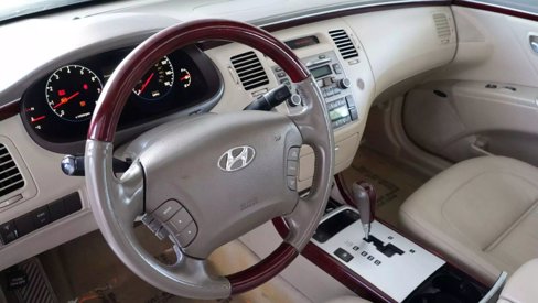 Used 2007 Hyundai Azera SE image 10
