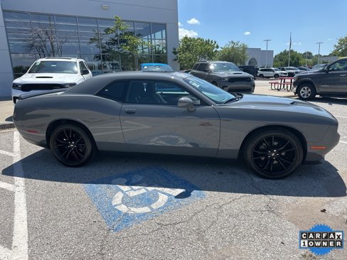 Used 2018 Dodge Challenger SXT w/ Blacktop Package image 38
