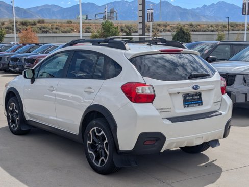 Used 2017 Subaru Crosstrek 2.0i Premium image 3