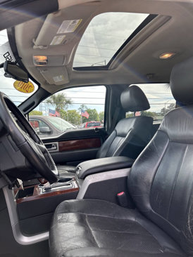 Used 2010 Ford F150 Lariat image 12