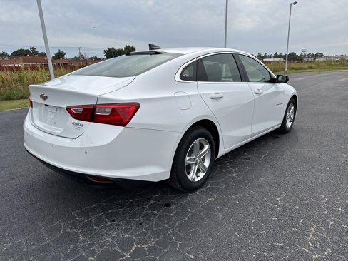 Used 2024 Chevrolet Malibu LS w/ Driver Confidence Package image 5