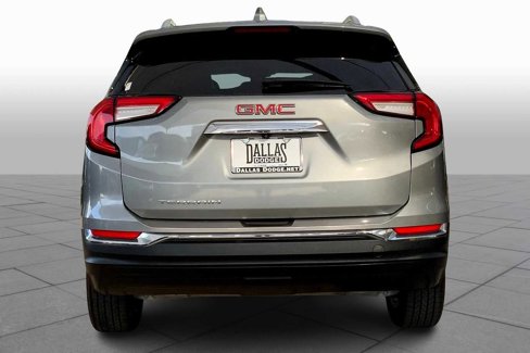 Used 2023 GMC Terrain SLT image 4