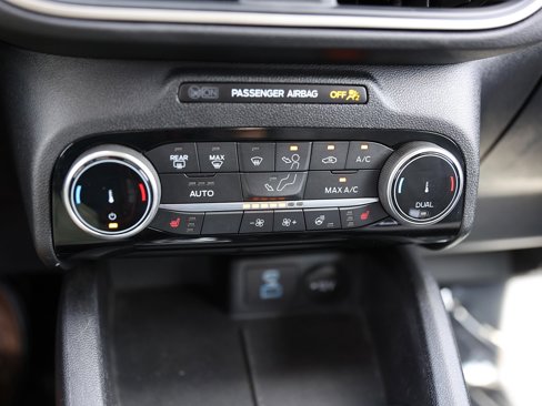 Certified 2022 Ford Escape SE w/ Convenience Package image 27