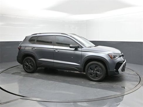 New 2025 Volkswagen Taos S image 17