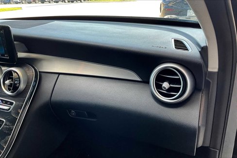 Used 2019 Mercedes-Benz C 300 Sedan image 16