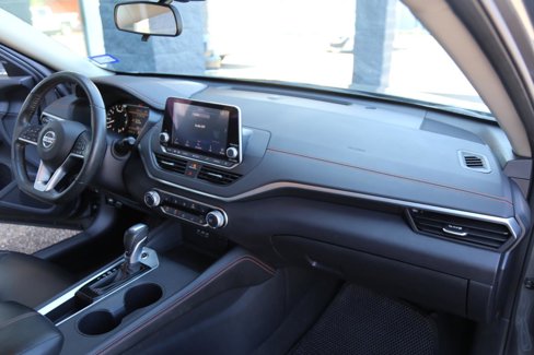 Used 2022 Nissan Altima 2.0 SR image 24