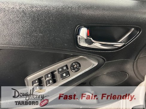 Used 2018 Kia Forte EX image 25