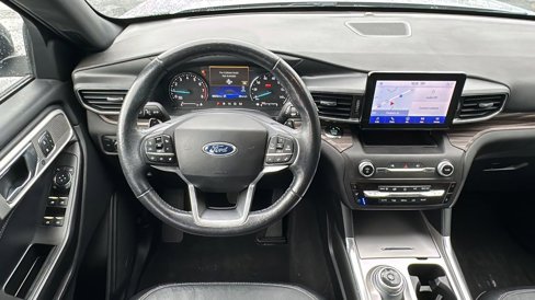 Used 2020 Ford Explorer Limited image 18
