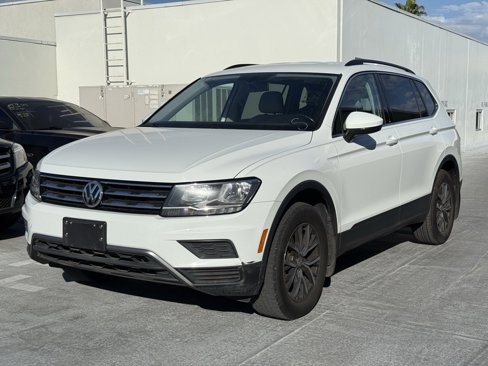 Used 2019 Volkswagen Tiguan SE image 1