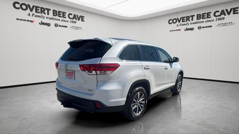Used 2019 Toyota Highlander XLE image 9