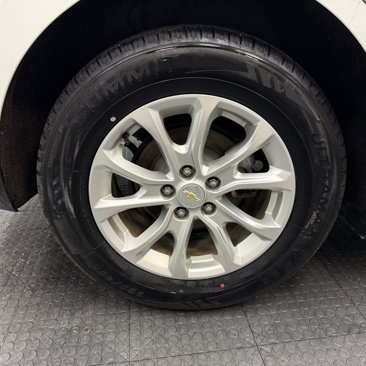 Used 2020 Chevrolet Equinox LT image 10