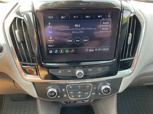 Used 2020 Chevrolet Traverse LT w/ LT Premium Package image 54