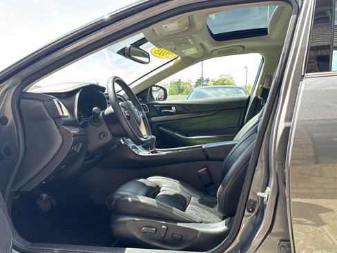 Used 2018 Nissan Maxima Platinum image 9