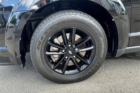 Used 2020 Dodge Journey SE w/ SE Popular Equipment Group image 8