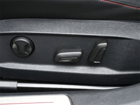 Used 2019 Volkswagen GTI Autobahn image 18