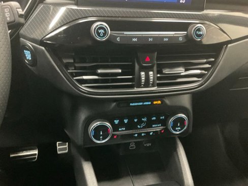 Used 2024 Ford Escape ST-Line image 12