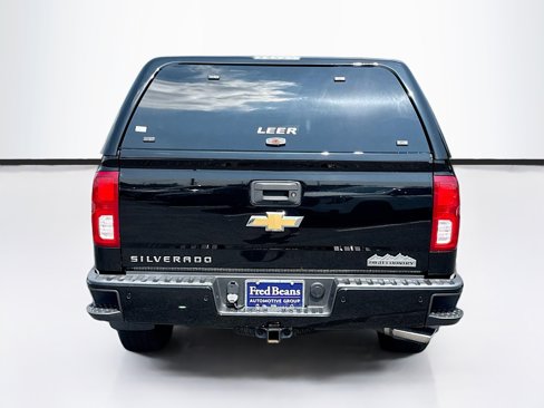 Used 2018 Chevrolet Silverado 1500 High Country image 6