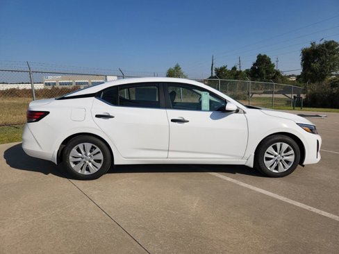 New 2025 Nissan Sentra S image 3