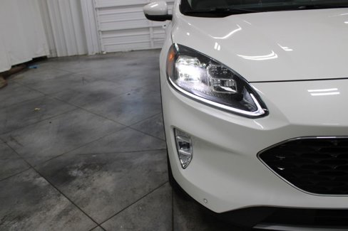 Used 2020 Ford Escape Titanium w/ Titanium Premium Package 2.0 image 12