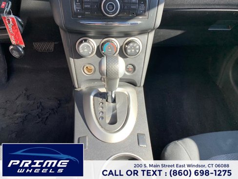 Used 2012 Nissan Rogue S image 19