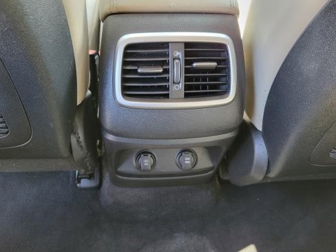 Used 2016 Kia Sorento EX image 27