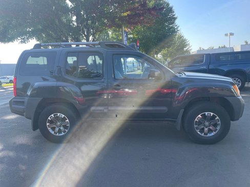 Used 2015 Nissan Xterra PRO-4X w/ Pro-4x Leather Package image 5