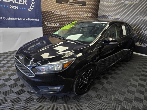 Used 2016 Ford Focus SE w/ Equipment Group 201A image 1