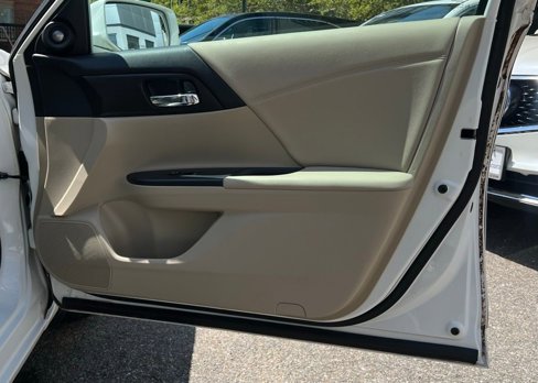 Used 2014 Honda Accord EX-L image 30