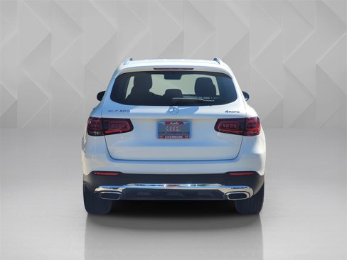 Used 2020 Mercedes-Benz GLC 300 4MATIC image 5