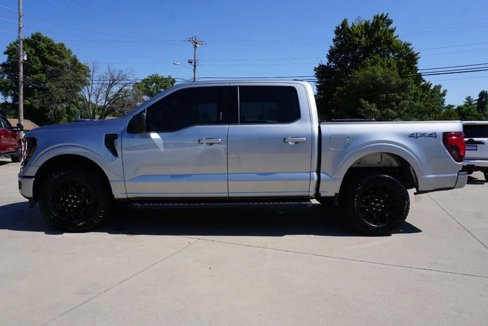 Used 2024 Ford F150 XLT w/ XLT Black Appearance Package image 6