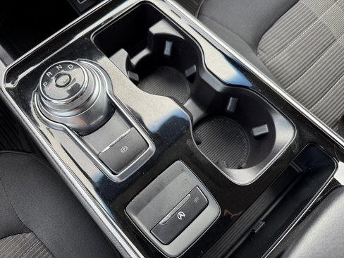 Used 2019 Ford Edge SEL image 31