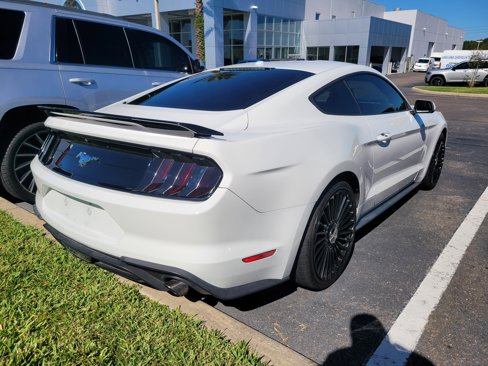 Used 2019 Ford Mustang Coupe image 4