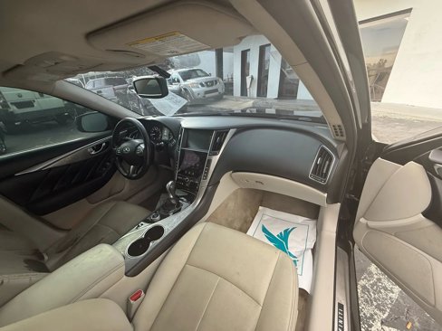 Used 2014 INFINITI Q50 Premium image 9