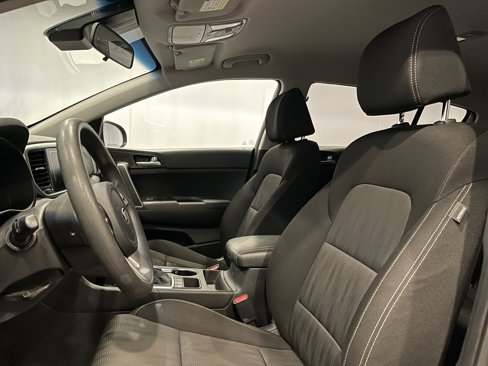 Used 2021 Kia Sportage LX image 15