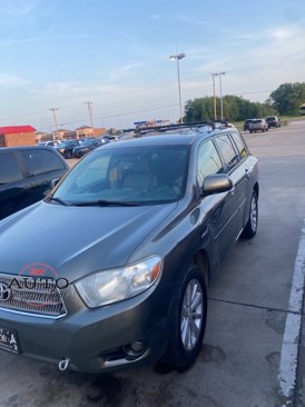 Used 2010 Toyota Highlander Limited image 2
