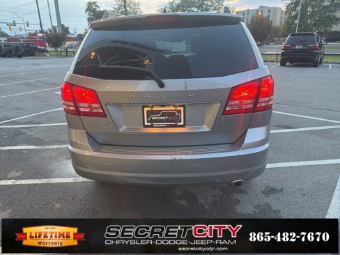 Used 2018 Dodge Journey SE w/ Blacktop Package image 6